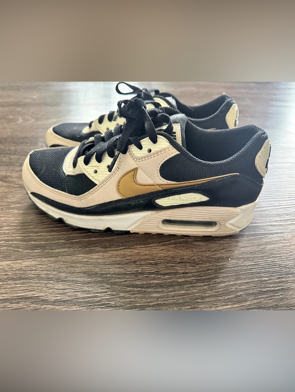 Nike Air Max 90 Sneakers Black & White US 8.5